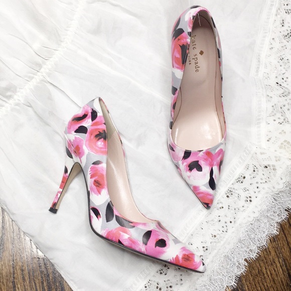 kate spade Shoes - Kate Spade Licorice Pink Floral Heels
